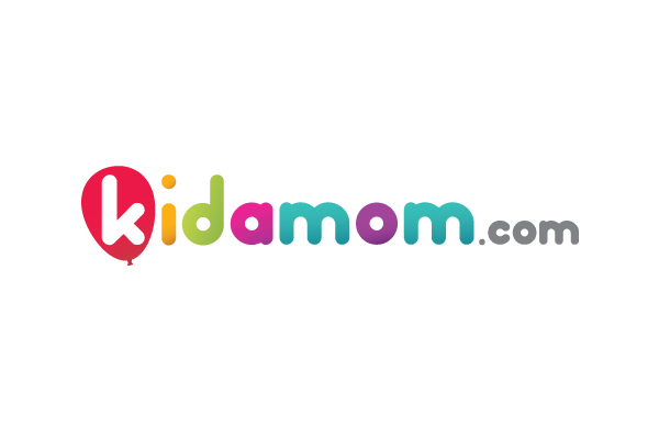 Kidamom.com съчетава най-доброто от традиционната телевизионна реклама с комуникацията и маркетинга в интернет